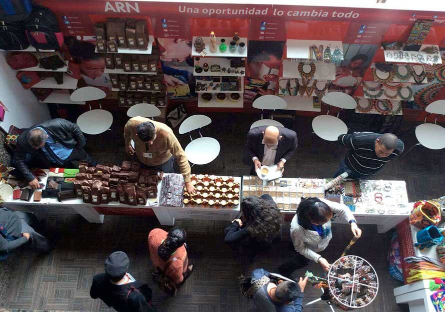 Aqui-empieza-paz-Colombia-Juan-Manuel-Barrientos-restaurante-Cielo2.jpg