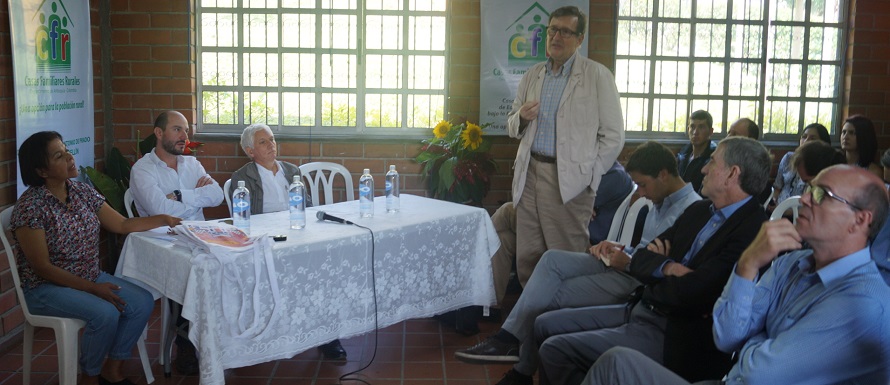 casas-familiares-rurales-reintegracion1.jpg