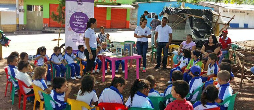 Proyectos TIC en bibliotecas públicas de la reintegración