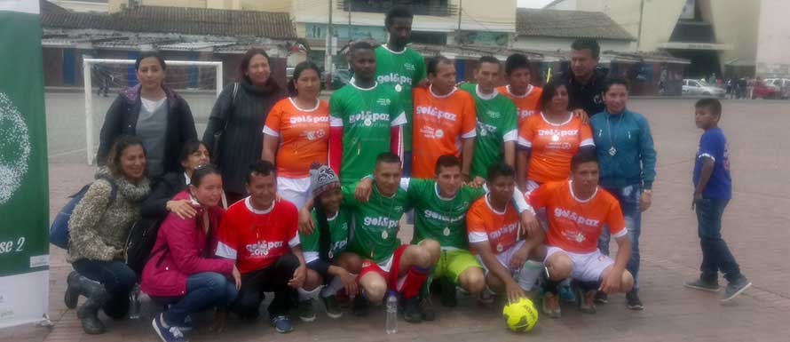 Personas en reintegración jugaron fútbol con víctimas y líderes