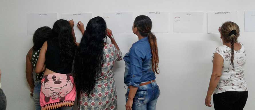 Actividades familiares con enfoque de género fortalecen la reintegración en Santander