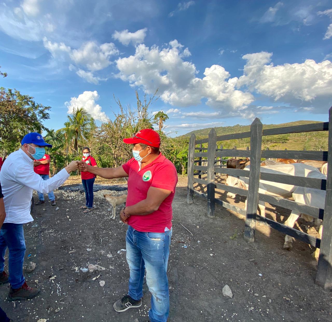 Visita Coomaría 1.jpeg
