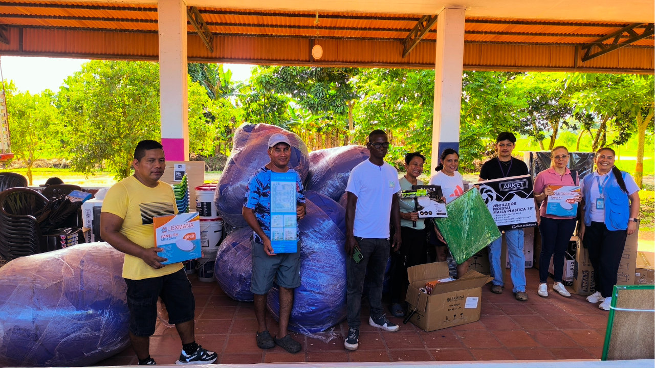 ARN entrega elementos para fortalecer la Biblioteca Pública Rural del ETCR Filipinas y consolidar este espacio comunitario