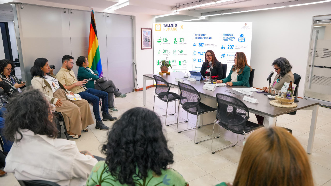 Funcionarios de la Agencia para la Reincorporación y la Normalización participan en la jornada de Empalme ante el Pueblo