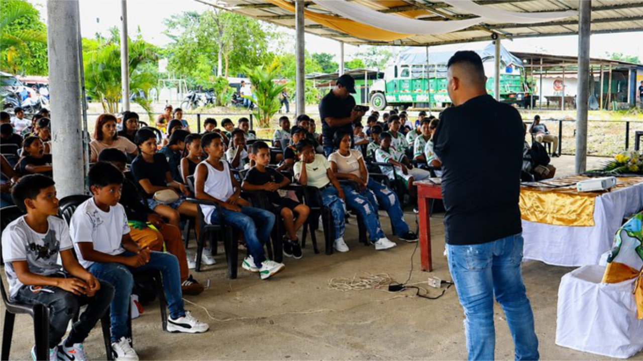 Firmante de paz presenta la Escuela Comunitaria para el Fomento Integral del Arte, la Cultura y el Deporte