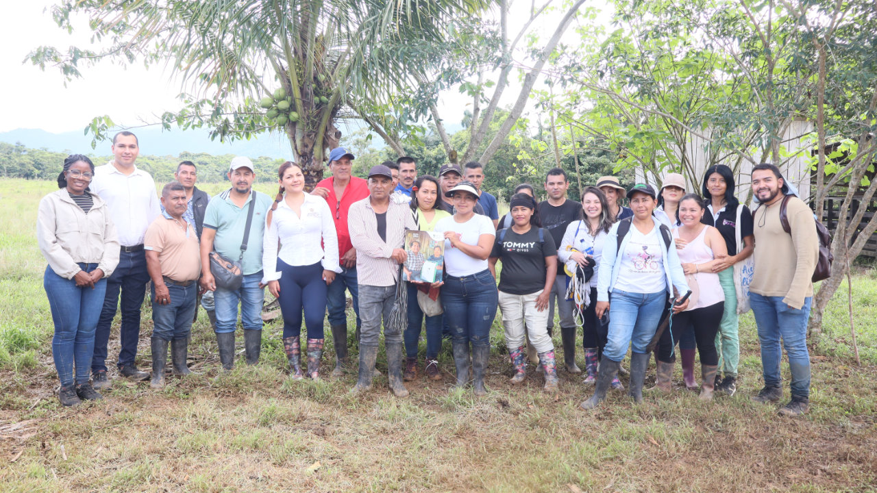 Firmantes de paz, funcionarios y comunidad participan en una jornada territorial en Putumayo