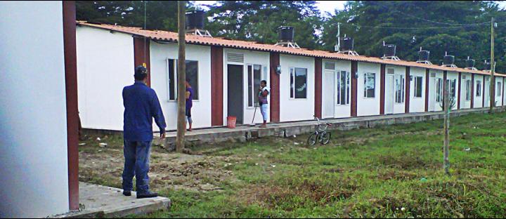 EN PUERTO NARE (ANTIOQUIA), DOS FAMILIAS DE PERSONAS EN PROCESO DE REINTEGRACIÓN ESTRENARÁN SU CASA PROPIA EN EL BARRIO EL CARMEN. FOTO: ALCALDÍA DE PUERTO NARE L ANTIOQUIA