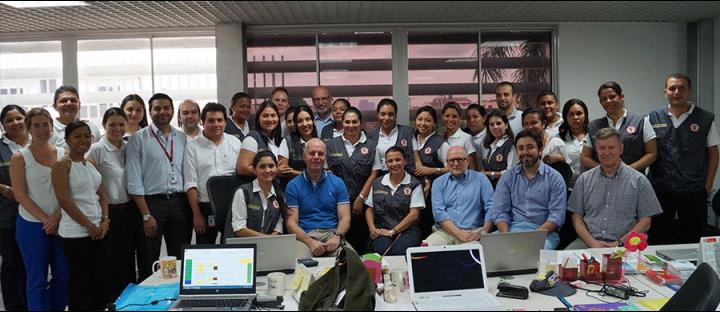 Grupo de trabajo de la ACR Córdoba en compañía de la misión de la agencia gubernamental sueca y delegados del grupo de relaciones externas y del nivel central de la ACR. Foto: ACR l Comunicaciones