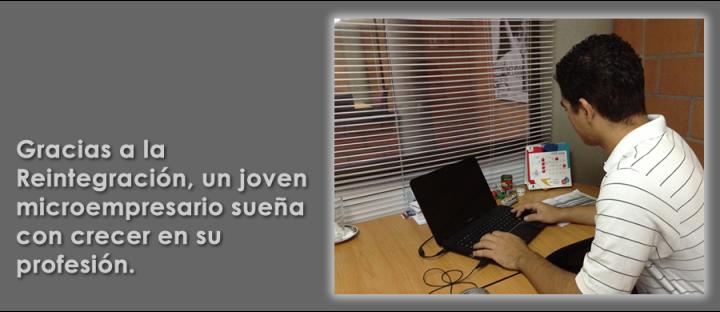 EL JOVEN, QUE SALIÓ DEL ELN SIENDO MENOR DE EDAD, VIVE EN MEDELLÍN, PERO SU MICROEMPRESA ESTÁ EN SU PUEBLO NATAL QUE QUEDA EN CÓRDOBA. FOTO L COMUNICACIONES ACR L ANGÉLICA ALZATE.