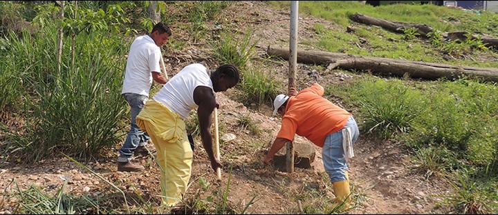 EL SECTOR POZO 7, UBICADO EN EL BARRIO VILLA PLATA, COMUNA 7, EN EL ORIENTE DE BARRANCABERMEJA, ES UNA DE LAS ZONAS CON MAYOR REGISTRO DE ASESINATOS Y DESAPARICIONES POR PARTE DE LOS GRUPOS ARMADOS ILEGALES.